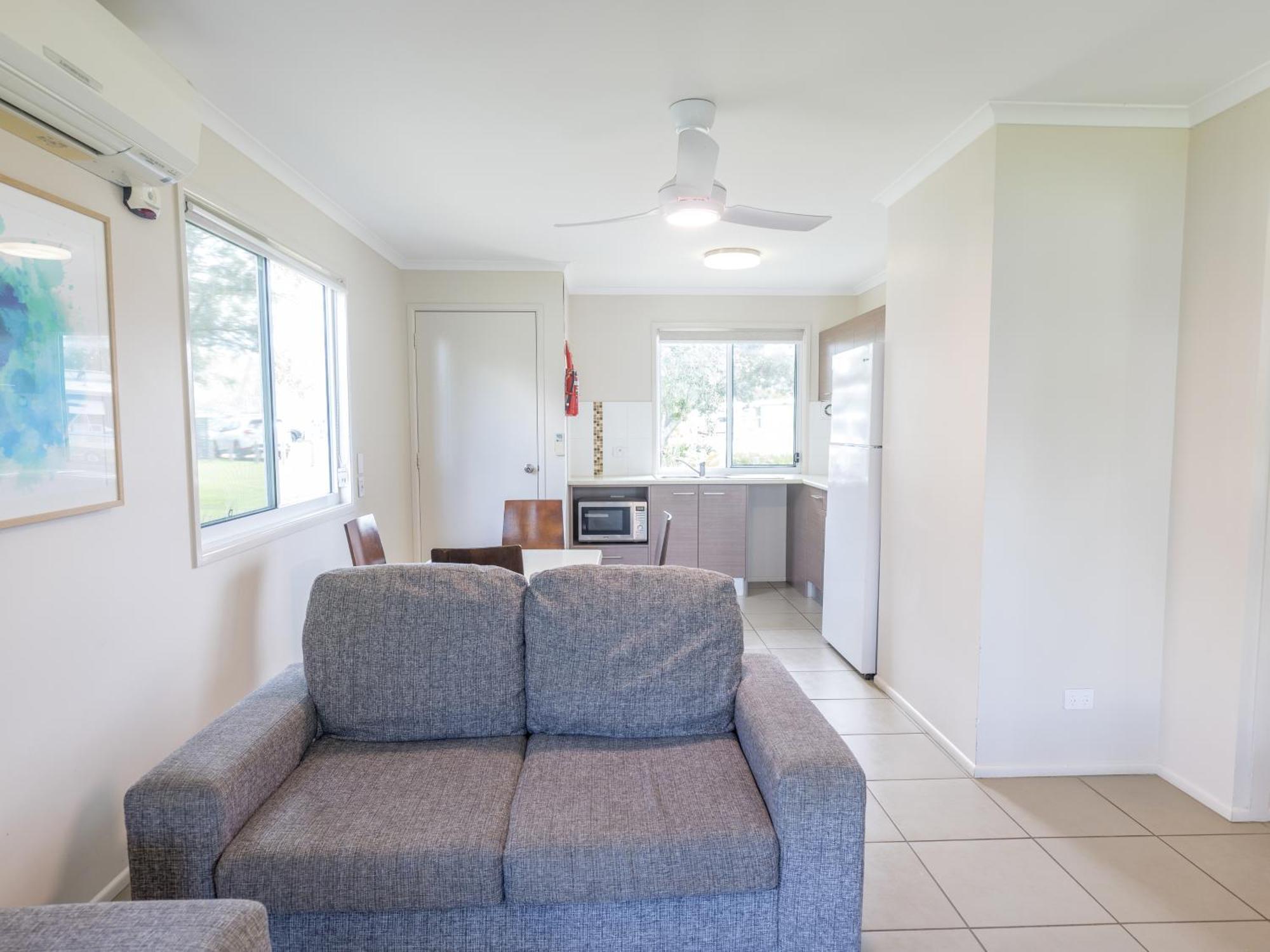 Nrma Lake Somerset Holiday Park Kilcoy Номер фото